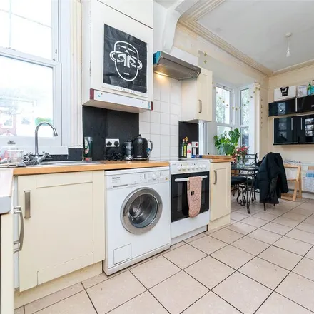 Rent this 5 bed house on Florence Road in Brighton, BN1 6DP