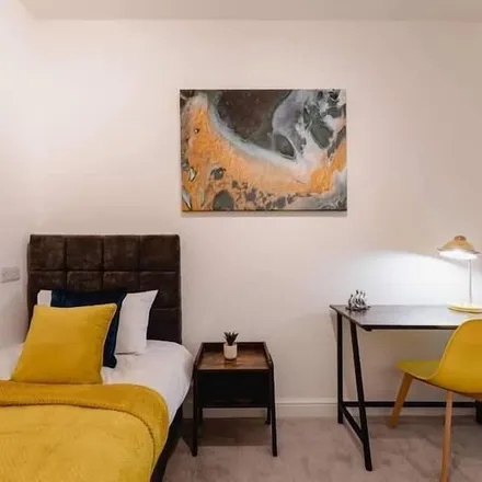 Image 3 - Calderdale, HX1 2DP, United Kingdom - Apartment for rent