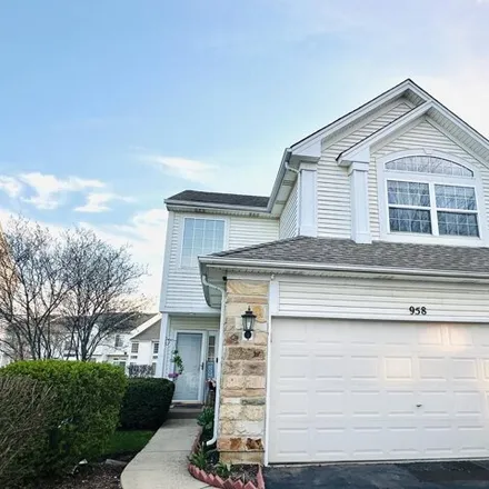 Image 1 - 939 Viewpoint Drive, Lake in the Hills, IL 60156, USA - Townhouse for rent