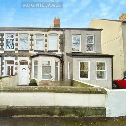 Buy this 3 bed townhouse on Severn Grove in Cardiff, CF11 9FD