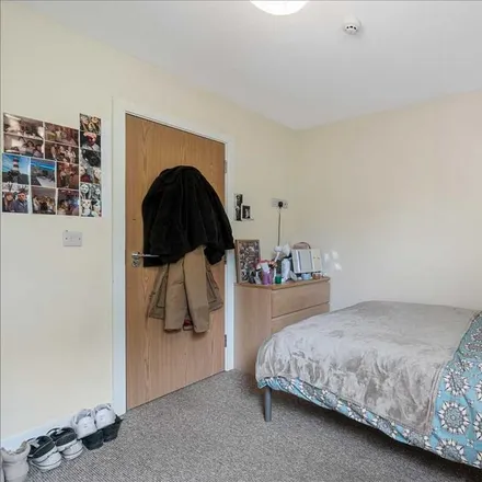 Image 6 - 9 Napier Terrace, Plymouth, PL4 6ER, United Kingdom - Apartment for rent