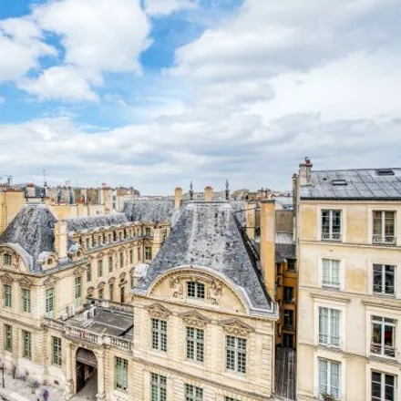 Image 7 - 61 Rue Saint-Antoine, 75004 Paris, France - Apartment for rent