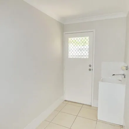 Image 7 - Stewart Street, Marsden QLD 4132, Australia - Apartment for rent