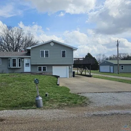 Buy this 3 bed house on 14999 Hazlett Drive in Cole Camp, Benton County