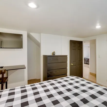 Image 1 - Chicago, IL - Apartment for rent