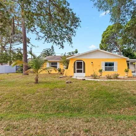 Buy this 3 bed house on 615 Lehigh Rd in Venice, Florida