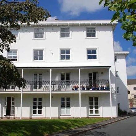 Rent this 2 bed apartment on Park View in Brighton, BN2 0GE