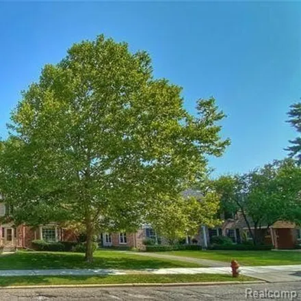 Image 2 - 344 Neff Road, Grosse Pointe, Wayne County, MI 48230, USA - House for rent