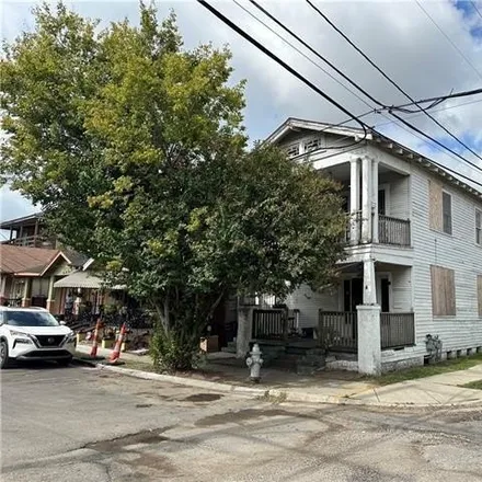 Buy this 5 bed house on 4216 Ulloa Street in New Orleans, LA 70119