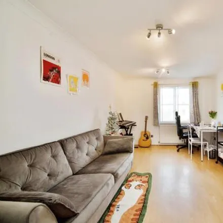 Buy this 1 bed apartment on 200 Mile End Road in London, E1 4LD
