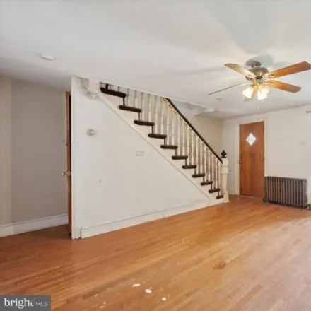 Image 3 - Creek Road, Kellyville, Upper Darby, PA 19026, USA - House for sale