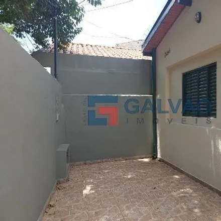 Rent this 2 bed house on Avenida Samuel Martins in Jardim do Lago, Jundiaí - SP