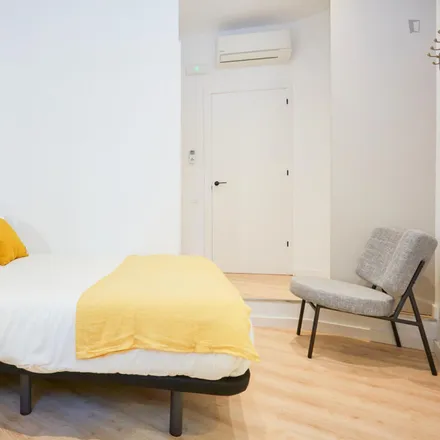 Rent this 3 bed apartment on Carrer de Sant Gil in 25, 08001 Barcelona