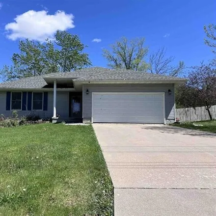 Buy this 3 bed house on 235 North Jackson Street in Osceola, IA 50213