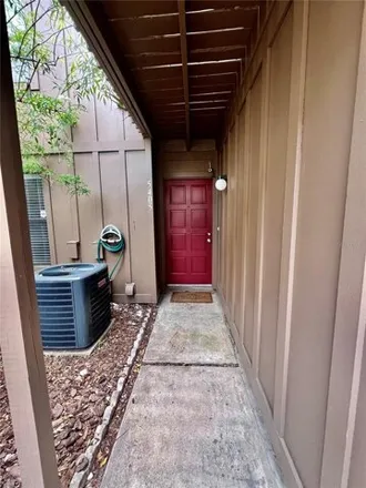 Rent this 2 bed condo on Sleepy Hollow Drive in Orlando, FL 32811