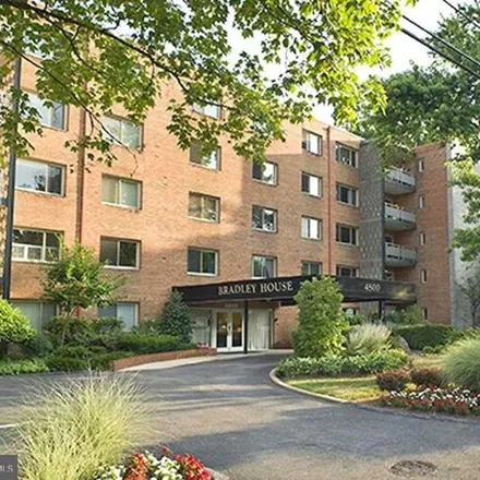 Image 1 - 4800 Chevy Chase Drive, Bethesda, MD 20815, USA - Condo for rent