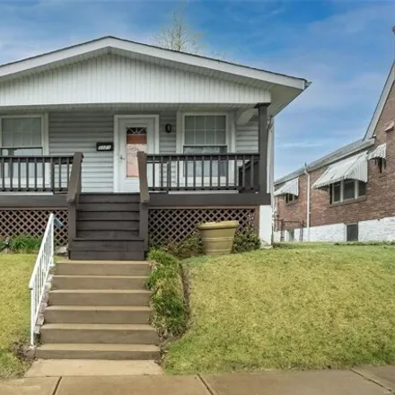 Buy this 1 bed house on 5023 Alexander Street in St. Louis, MO 63116