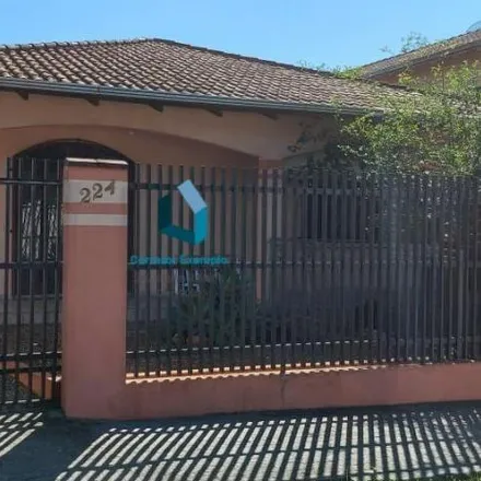 Buy this 3 bed house on Rua Professor Irmão Geraldino 262 in Vila Lalau, Jaraguá do Sul - SC