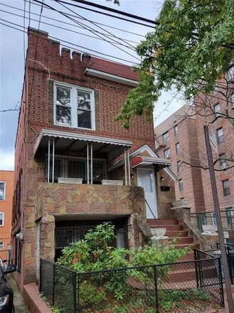 Rent this 3 bed townhouse on 597 Lenox Road in New York, NY 11203