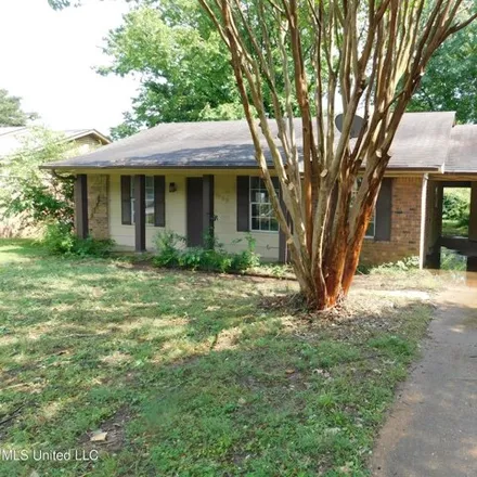 Rent this 3 bed house on 3591 Carroll Drive in Horn Lake, MS 38637