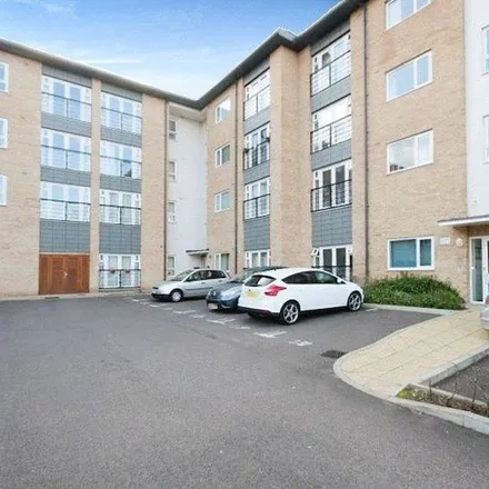 Rent this 2 bed apartment on unnamed road in Basildon, SS14 1FS