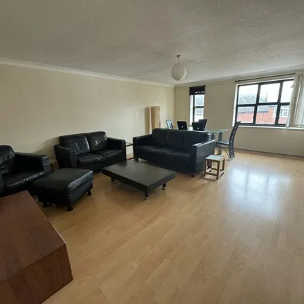 Image 5 - 101a, 101b Clarendon Road, Portsmouth, PO4 0SE, United Kingdom - Apartment for rent
