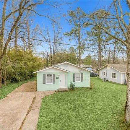 Buy this 2 bed house on 613 Union Avenue in Bogalusa, LA 70427