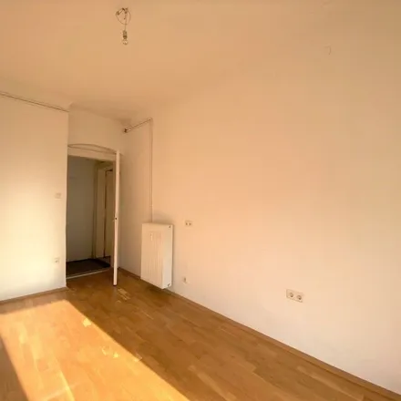 Rent this 3 bed apartment on Steyrergasse 78 in 8010 Graz, Austria