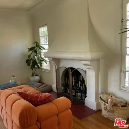 Image 3 - 6072 Pickford Street, Los Angeles, CA 90035, USA - House for rent
