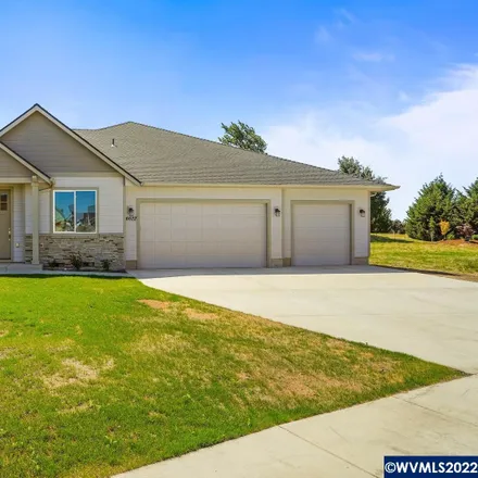 Buy this 3 bed house on 401 21st Street Northeast in Salem, OR 97301