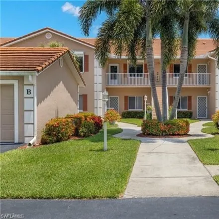 Rent this 2 bed condo on 546 Saratoga Circle in Collier County, FL 34104