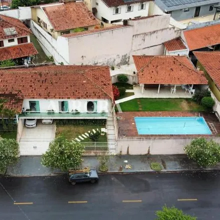 Buy this 3 bed house on Rua Guarulhos in Champagnat, Londrina - PR
