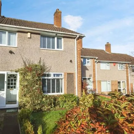 Buy this 3 bed townhouse on Shenley Lane in Shenley Fields, B29 4ER