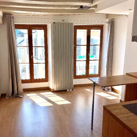 Rent this 1 bed apartment on 7 Rue de Ferrare in 77300 Fontainebleau, France