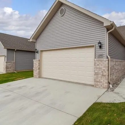 Buy this 2 bed condo on Reeve Drive in Tecumseh, Lenawee County