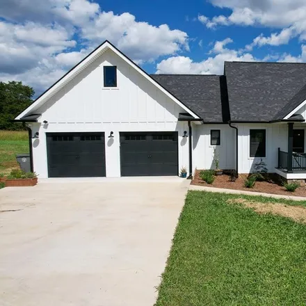 Buy this 3 bed house on Erwin Highway in College View, Greeneville