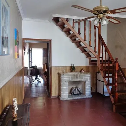 Buy this 3 bed house on Manuela Pedraza 3531 in Carapachay, Vicente López