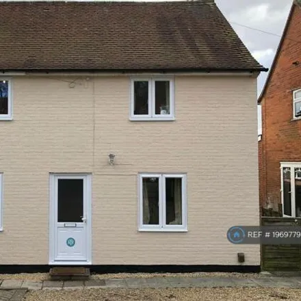 Rent this 5 bed duplex on Cromwell Road in Winchester, SO22 4FA