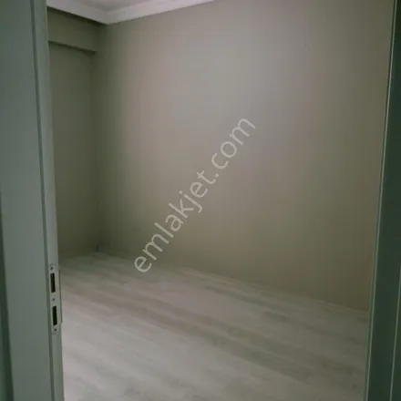 Rent this 2 bed apartment on Şehit Recep İnce İmam Hatip Ortaokulu in Ortaokul Caddesi 19, 05500 Suluova