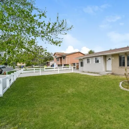 Image 2 - 4286 W Stratus St, Taylorsville, Utah, 84118 - House for sale