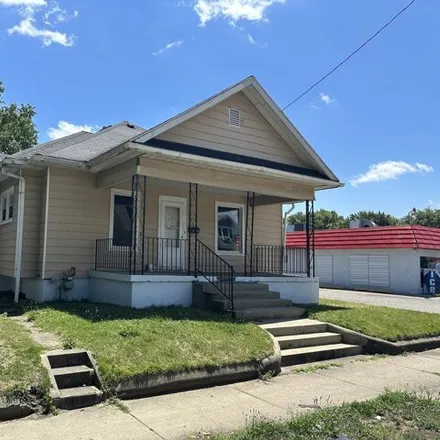 Image 3 - 1201 North 13th Street, Twelve Points, Terre Haute, IN 47807, USA - House for sale