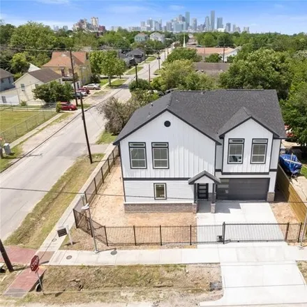 Buy this 3 bed house on 5095 Sherman Street in Houston, TX 77011