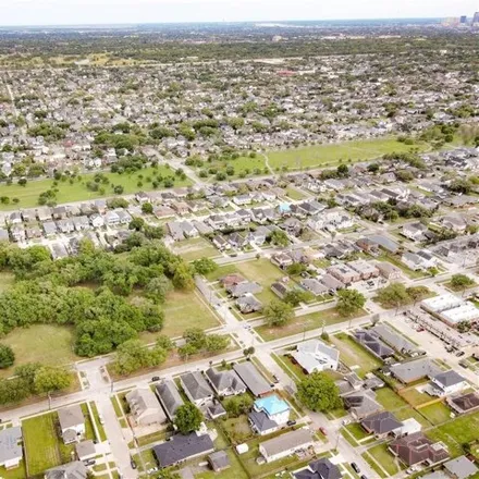 Image 8 - 6726 Fleur de Lis Drive, Lakeview, New Orleans, LA 70124, USA - House for rent