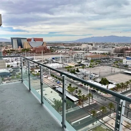 Image 8 - Newport Lofts, Hoover Avenue, Las Vegas, NV 89101, USA - Condo for rent