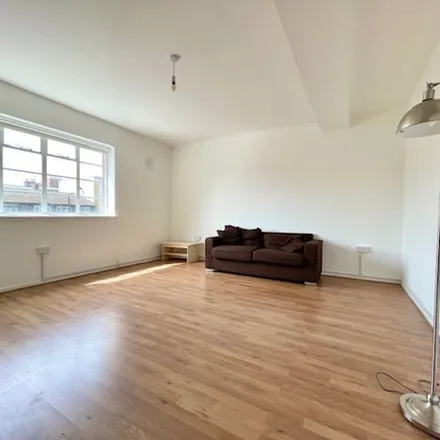 Rent this 2 bed apartment on Avington Court in Old Kent Road, London