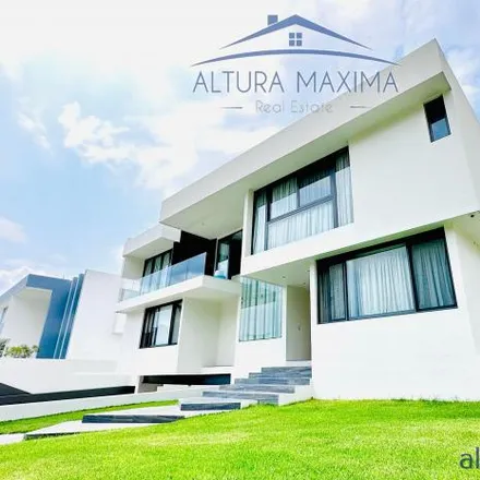 Buy this 5 bed house on unnamed road in Ayamonte, 45015 Zapopan