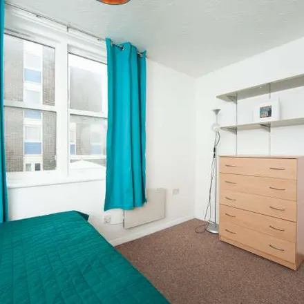 Image 3 - Ivanhoe House, 130 Gernon Road, London, E3 5FG, United Kingdom - Apartment for rent