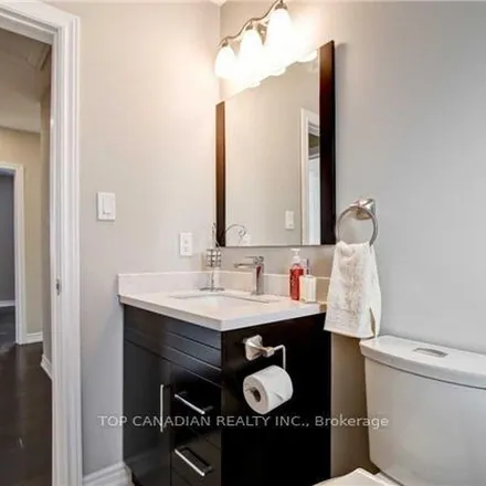 Rent this 3 bed apartment on 21 Cartier Crescent in Richmond Hill, ON L4C 0R9