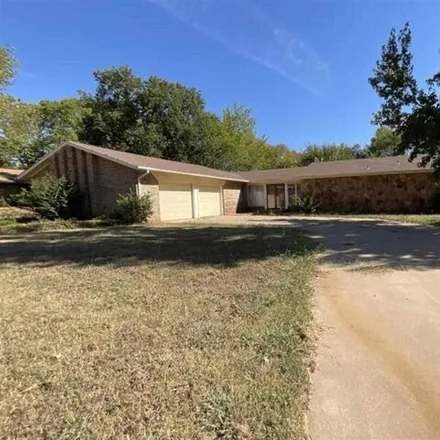 Rent this 3 bed house on 1547 Wildwood Drive in Stillwater, OK 74075