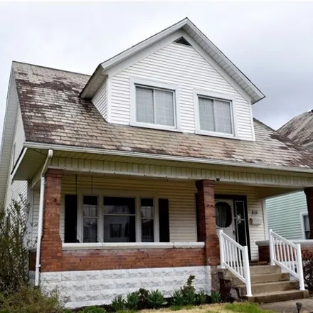 Buy this 4 bed house on 511 Fair Avenue Northwest in New Philadelphia, OH 44663